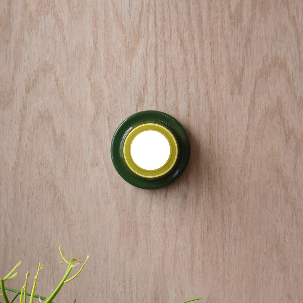 Q Sconce light fixture
