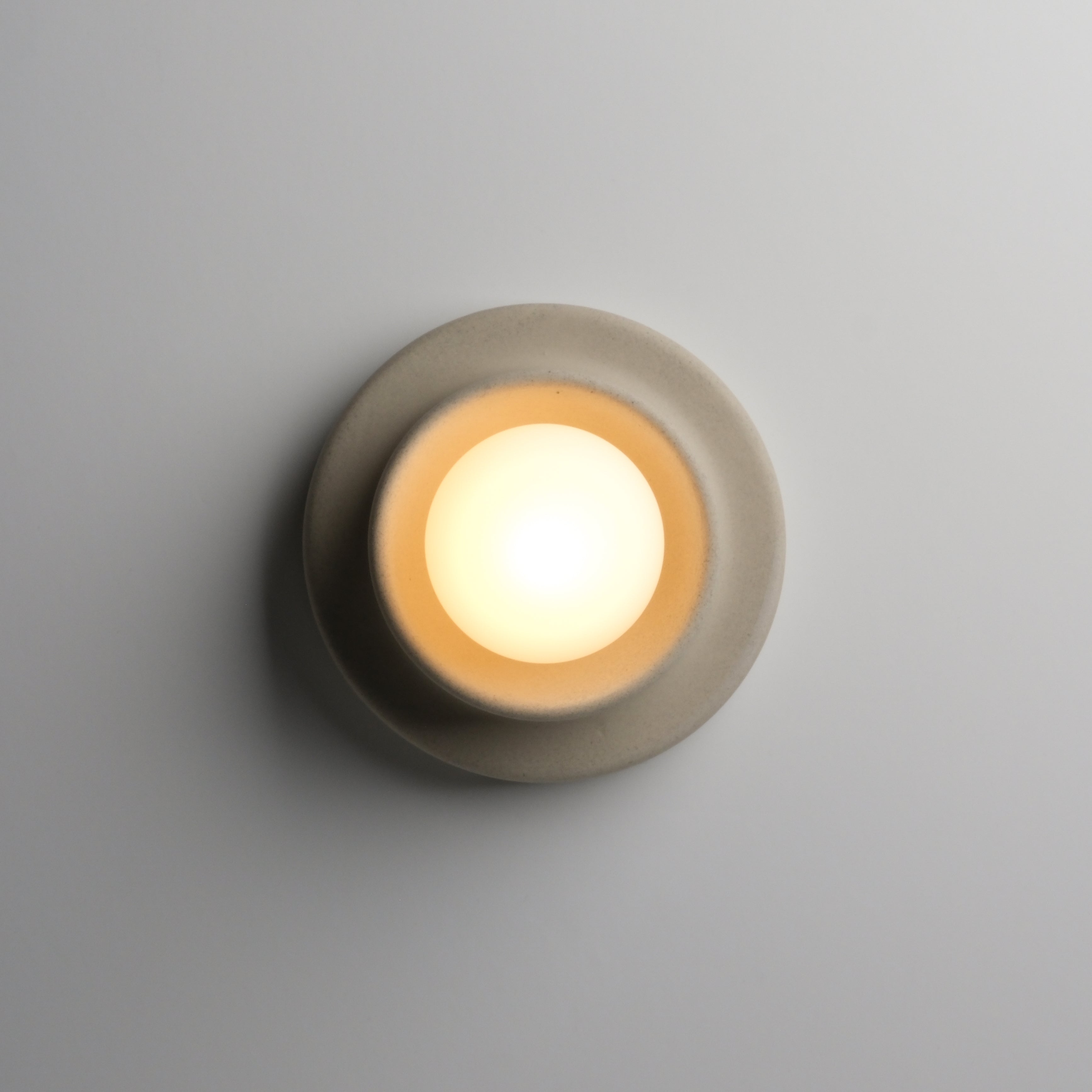 Q Sconce light fixture